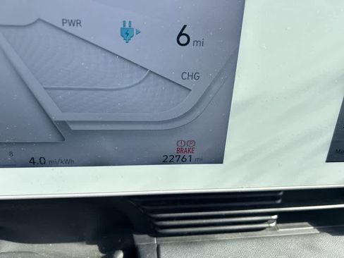 Used 2024 Hyundai Ioniq 5 SE image 9