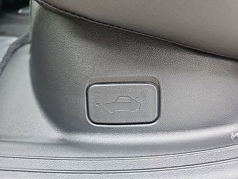 New 2025 Hyundai Ioniq 6 Limited image 33