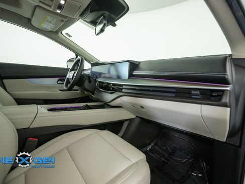Used 2025 Nissan Murano SL AWD/4WD image 40