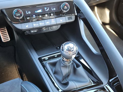 New 2025 Hyundai Elantra N image 24