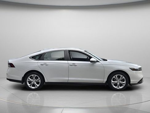 Used 2024 Honda Accord LX image 3