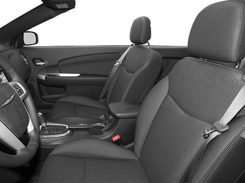 Used 2013 Chrysler 200 Limited FWD image 11