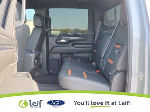 Used 2024 GMC Sierra 2500 AT4 w/ Technology Package image 27