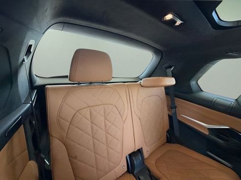 Certified 2023 BMW X7 xDrive40i w/ M Sport Package image 37