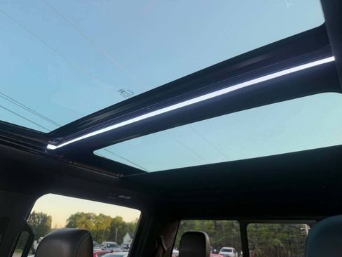 Used 2017 Ford F150 Lariat w/ Equipment Group 502A Luxury image 16