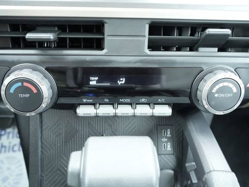 Used 2024 Toyota Tacoma SR5 image 33