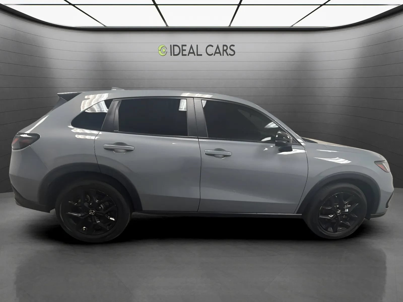 Used 2025 Honda HR-V Sport image 4