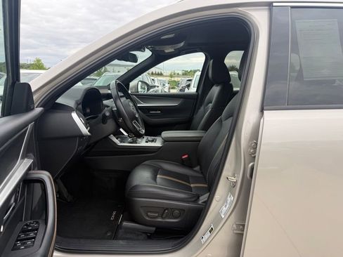 Used 2024 MAZDA CX-90 Plug-In Hybrid w/ Premium Plus AWD/4WD image 11