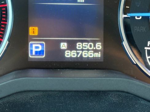 Used 2021 Subaru Ascent Limited w/ Technology Package image 17