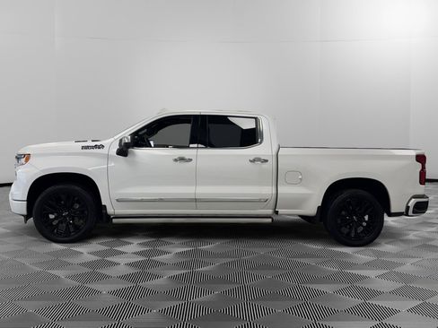 Used 2024 Chevrolet Silverado 1500 High Country w/ High Country Premium Package image 5