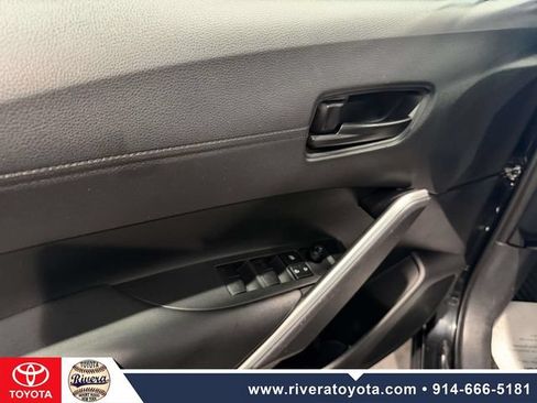 Used 2024 Toyota Corolla Cross AWD Hybrid image 11