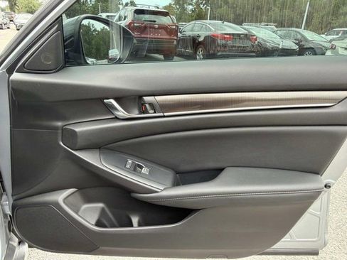 Used 2022 Honda Accord Sport image 15