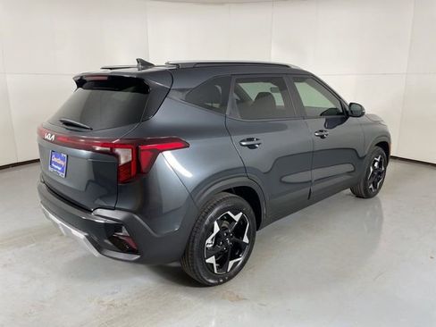 New 2026 Kia Seltos S image 8