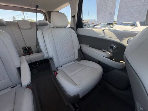 Used 2026 Hyundai Palisade SEL FWD image 41