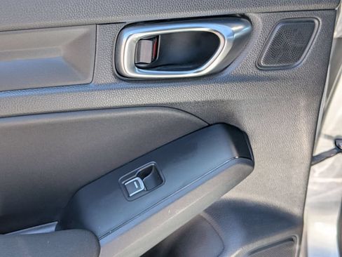 Used 2025 Honda Civic Sport image 26