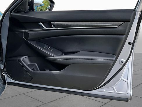 Used 2021 Honda Accord Sport image 23