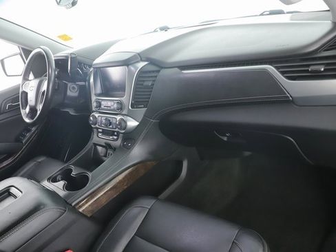 Used 2018 Chevrolet Tahoe LT image 30