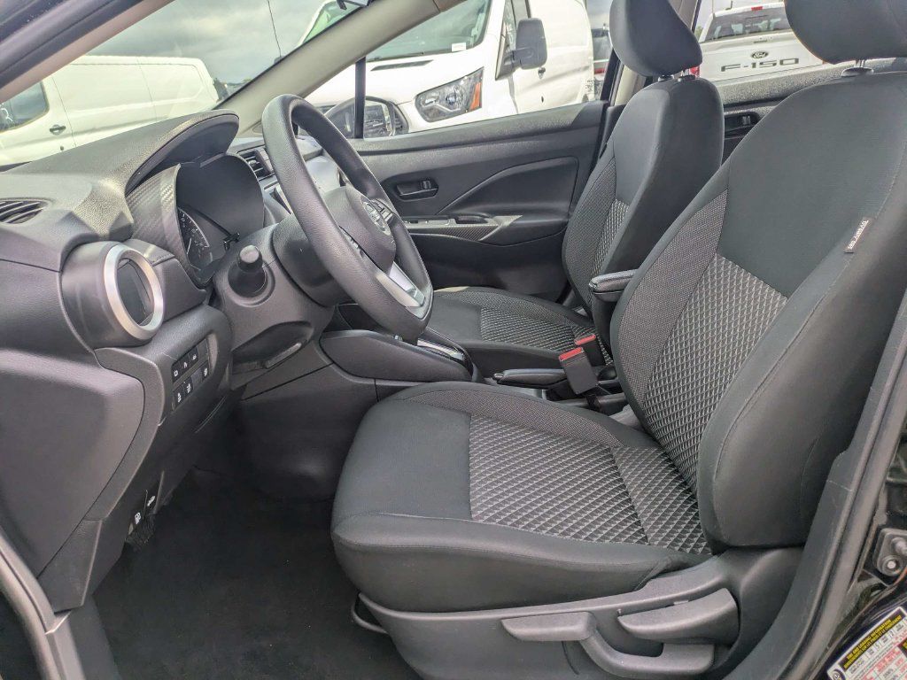 Used 2020 Nissan Versa S FWD image 14
