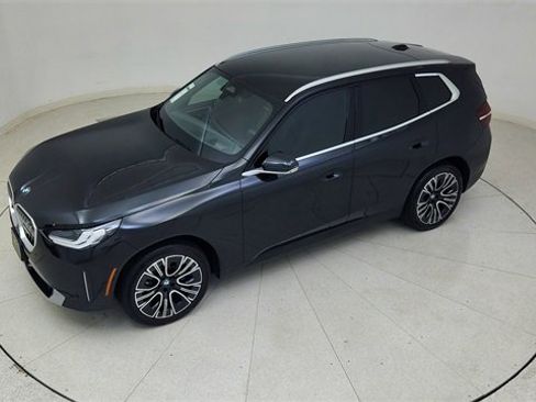 Used 2025 BMW X3 xDrive30i w/ Premium Package image 76