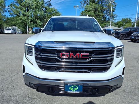 Used 2025 GMC Sierra 1500 SLT AWD/4WD image 8