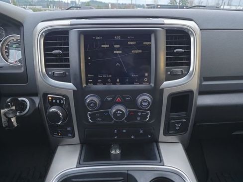 Used 2018 RAM 1500 SLT image 24