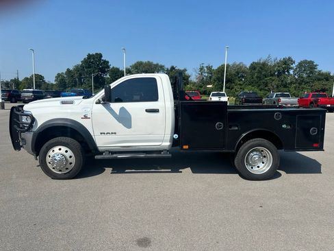 Used 2022 RAM 5500 Tradesman w/ Chrome Appearance Group AWD/4WD image 8