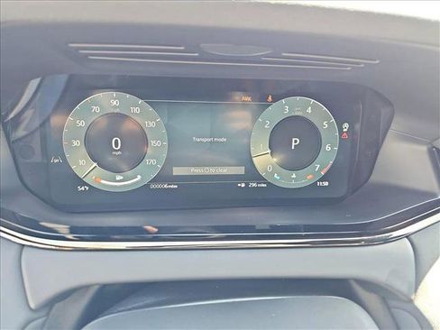 New 2026 Land Rover Range Rover Evoque S image 19