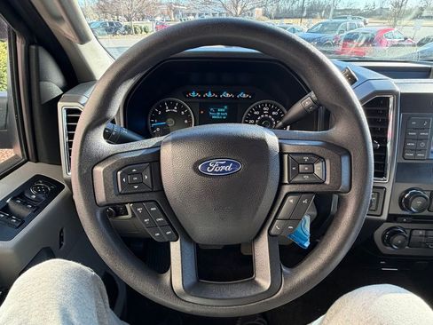 Used 2017 Ford F150 XLT image 18