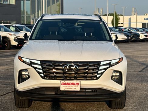Used 2022 Hyundai Tucson SEL w/ Convenience Package AWD/4WD image 3