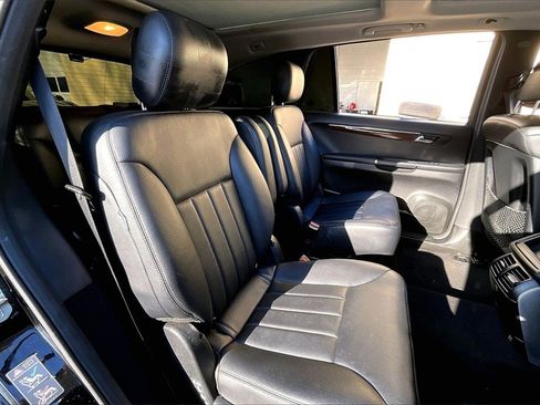 Used 2010 Mercedes-Benz R 350 4MATIC image 30