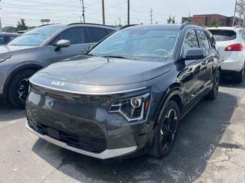 Used 2023 Kia Niro Wind FWD image 3