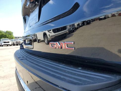 New 2026 GMC Yukon Denali w/ Denali Reserve Package AWD/4WD image 7