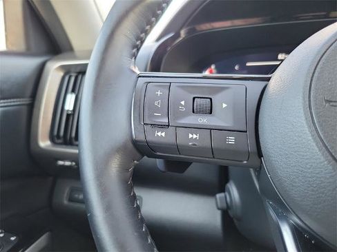 Certified 2024 Nissan Pathfinder Platinum w/ Cargo Package image 27