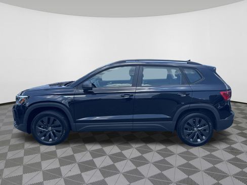 Used 2024 Volkswagen Taos S FWD image 4