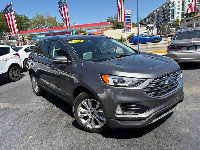 Used 2022 Ford Edge Titanium AWD/4WD image 2