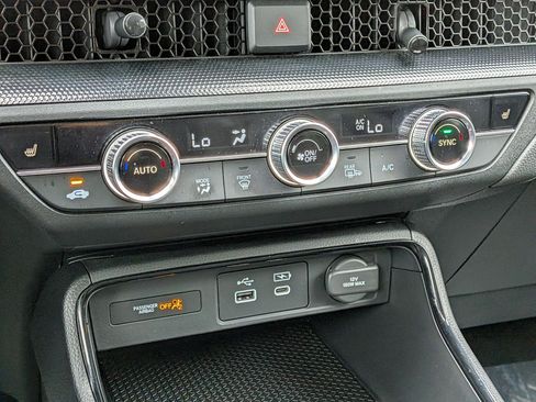 Used 2024 Honda CR-V EX image 18