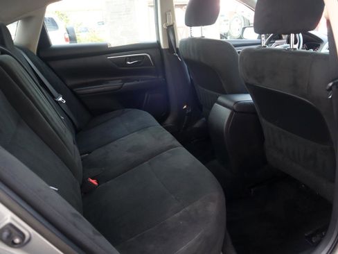 Used 2015 Nissan Altima 2.5 SV FWD image 43