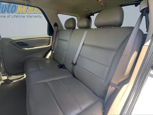 Used 2005 Ford Escape XLT AWD/4WD image 25