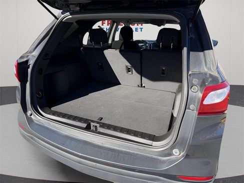 Used 2019 Chevrolet Equinox LS w/ LS Convenience Package image 28