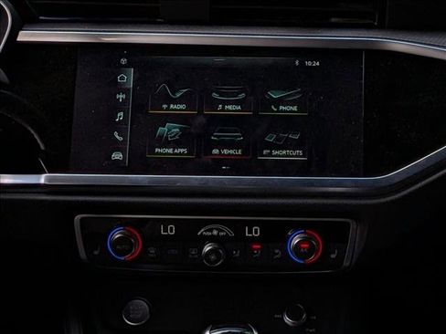 Used 2020 Audi Q3 2.0T Premium w/ Convenience Package image 10