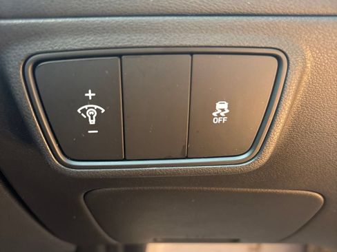 Used 2024 Hyundai Tucson SE FWD image 16