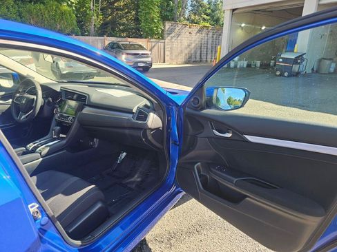 Used 2017 Honda Civic EX-T image 11