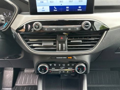 Used 2022 Ford Escape SEL AWD/4WD image 20