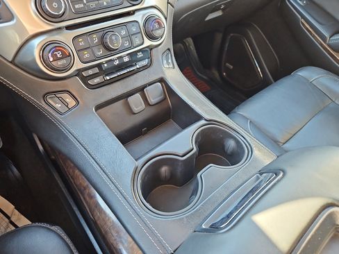 Used 2018 Chevrolet Tahoe LT w/ RST Edition image 16