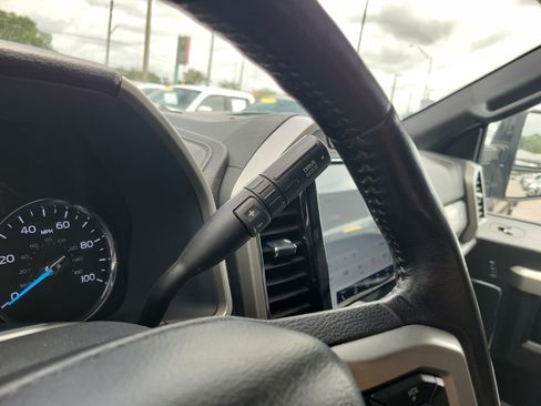 Used 2022 Ford F250 Lariat w/ Black Appearance Package AWD/4WD image 25
