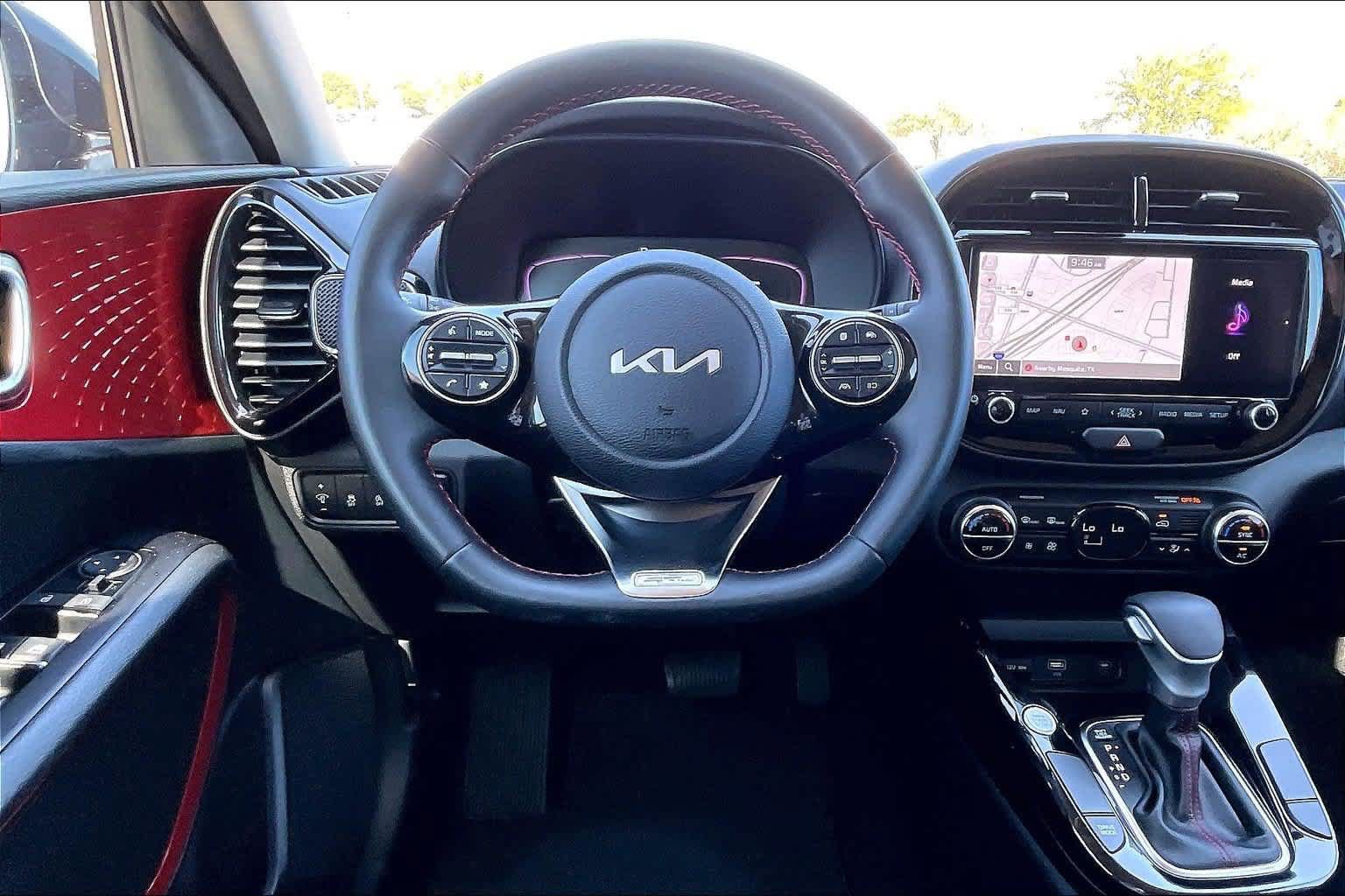 Used 2024 Kia Soul GT-Line FWD image 14