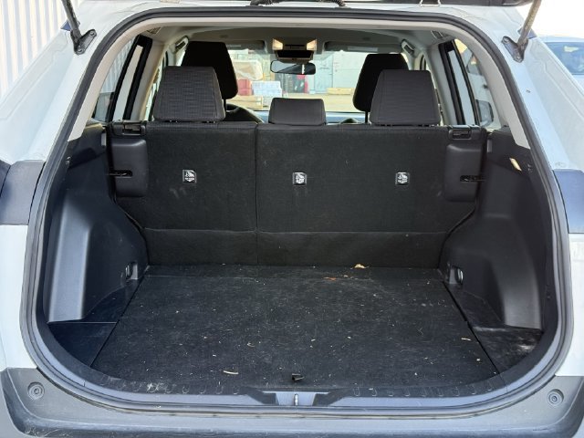 Certified 2025 Toyota RAV4 LE AWD/4WD image 33