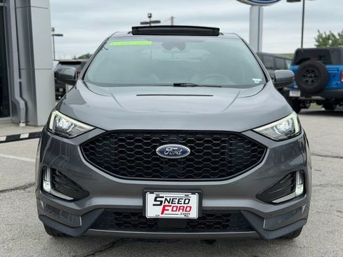 Used 2022 Ford Edge ST-Line w/ Class II Trailer Tow Package AWD/4WD image 2