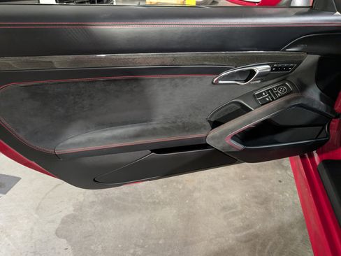 Used 2015 Porsche Boxster GTS image 21