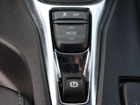 Used 2023 Chevrolet Camaro LT image 21